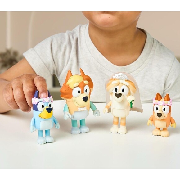 Bluey 4-Pack Wedding Time Figures, Includes Uncle Rad, Frisky, Bluey and Bingo - Picture 4 of 5